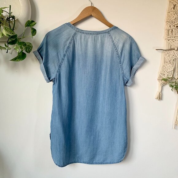 Anthropologie Cloth & Stone Chambray T Shirt Coastal Cowgirl Boho Chic Farmer - Picture 3 of 12